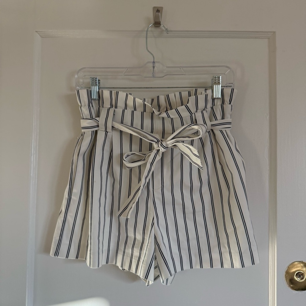 Zara Cream and Navy Striped High-Waist Paperbag Shorts with Tie